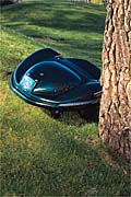 The lawn mower changes direction if it touches garden furniture, a tree or other solid objects.